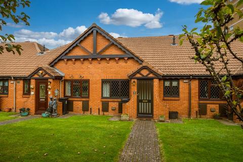 2 bedroom terraced bungalow for sale, Short Street, Stourbridge DY8