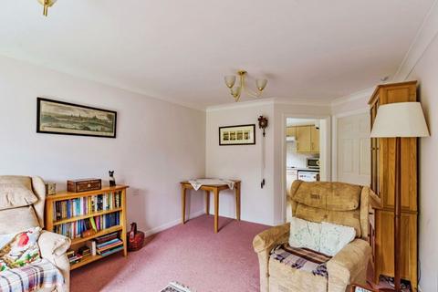 1 bedroom retirement property for sale, 93-101 London Road, Redhill RH1