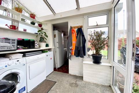 18 Unwin Green, South Witham, Grantham, NG33 5PY