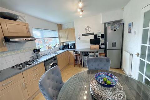 2 bedroom semi-detached house for sale, Richmond Hall Avenue, Sheffield, S13 8FL