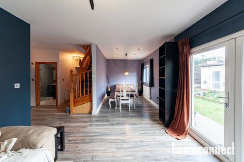 16 Caterham Avenue, Ilford, IG5 0PY