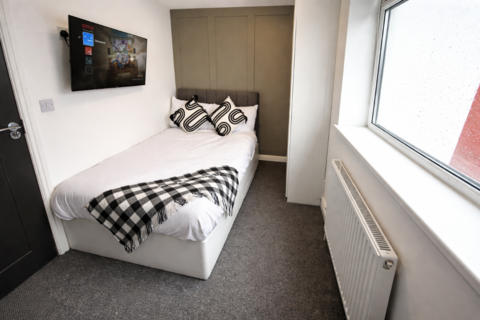 1 bedroom in a house share to rent, Room 4