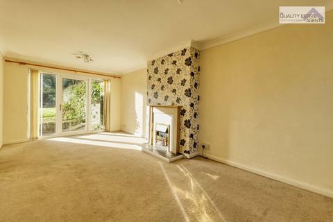 3 bedroom semi-detached house to rent, 21 Gallowstree Lane Westlands, Newcastle-under-Lyme ST5