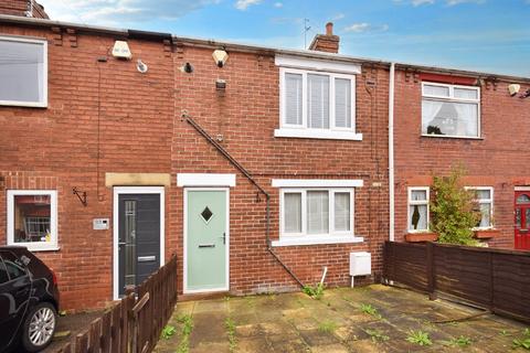 2 bedroom terraced house for sale, Farne Avenue, Wakefield, West Yorkshire