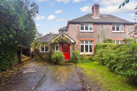 4 bedroom cottage for sale, Crawley Down Road, Felbridge, West Sussex