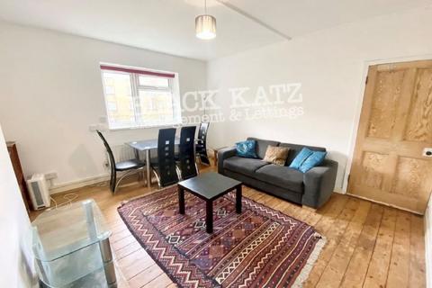 3 bedroom apartment to rent, SE17