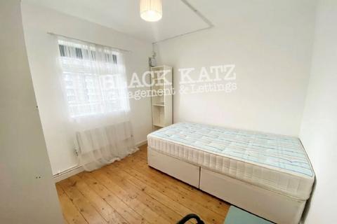 3 bedroom apartment to rent, SE17