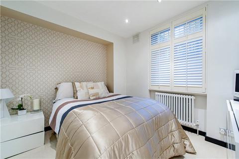 1 bedroom flat for sale, St Georges Square, Pimlico, London, SW1V