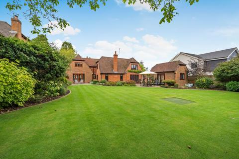 5 bedroom detached house for sale, Pangbourne Road, Reading RG8