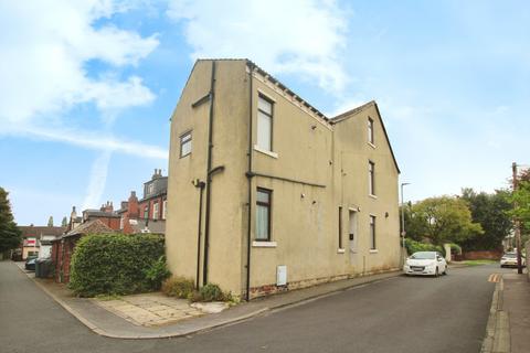 2 bedroom apartment for sale, Sandbed Lane, West Yorkshire LS15