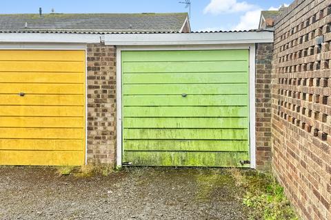 Garage for sale, Lynwood, Kent CT19