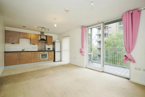 2 bedroom apartment for sale, Stillwater Drive, Manchester M11