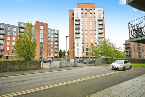 2 bedroom apartment for sale, Stillwater Drive, Manchester M11