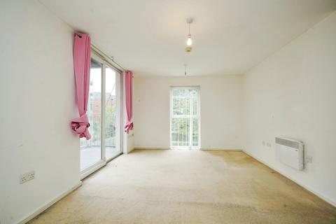 2 bedroom apartment for sale, Stillwater Drive, Manchester M11