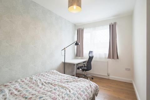 3 bedroom terraced house for sale, Bollington Road, Manchester M40