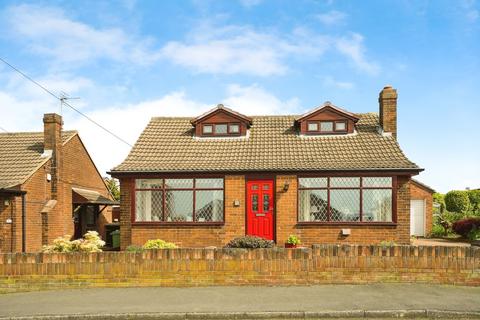 4 bedroom bungalow for sale, Birchen Avenue, West Yorkshire WF5