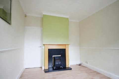 2 bedroom terraced house to rent, Armstrong Terrace, West Yorkshire WF8