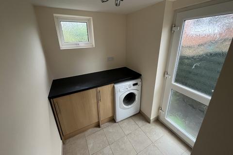 4 bedroom bungalow to rent, Northfield Road, Bristol BS20