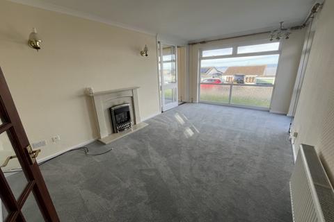 4 bedroom bungalow to rent, Northfield Road, Bristol BS20