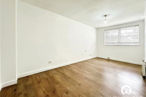 1 bedroom flat to rent, Marlowe Gardens, London SE9