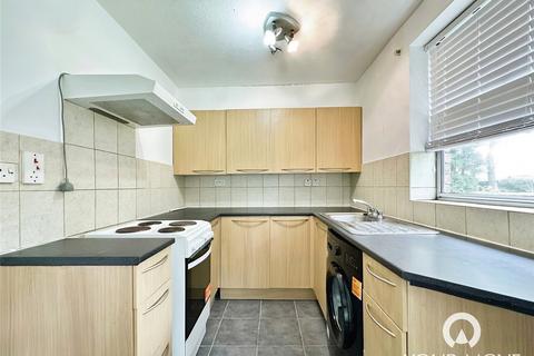 1 bedroom flat to rent, Marlowe Gardens, London SE9