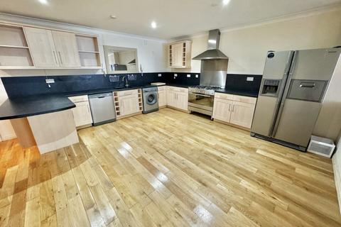 2 bedroom apartment for sale, Albemarle Back Road, North Yorkshire YO11