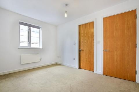 2 bedroom apartment to rent, Station Road, Cheshire SK9