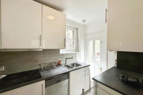 2 bedroom flat for sale, Queens Road, London SE14