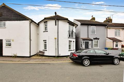 3 bedroom semi-detached house to rent, Breach Lane, Sittingbourne ME9