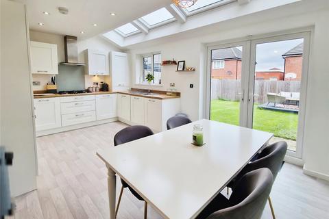 3 bedroom semi-detached house for sale, Chenille Close, Manchester M28