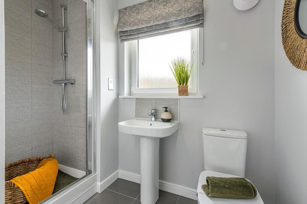 With en suite bathroom