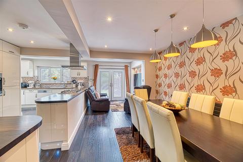 2 Astley Close, Warrington, WA4 6RB