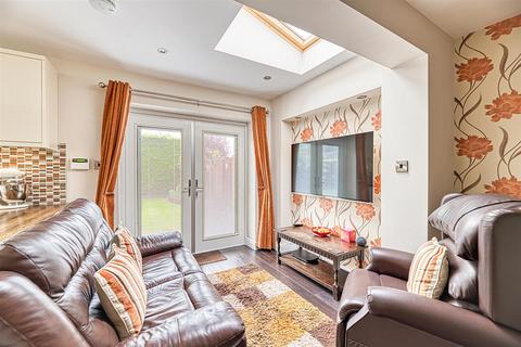 2 Astley Close, Warrington, WA4 6RB
