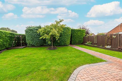 2 Astley Close, Warrington, WA4 6RB