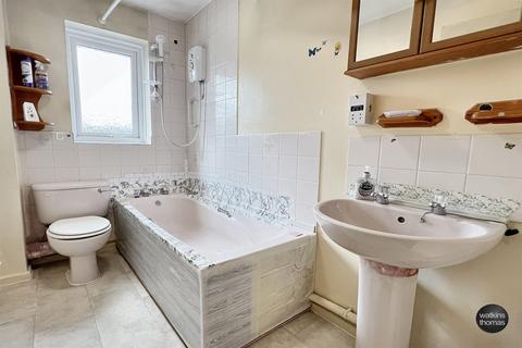4 Asquith Close, Hereford, HR4 9YQ