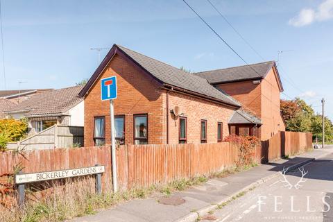 41 Bickerley Road, Ringwood, BH24 1EG