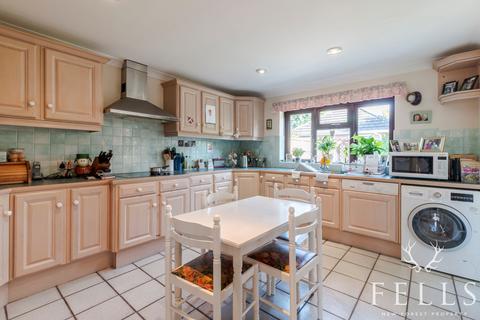 41 Bickerley Road, Ringwood, BH24 1EG