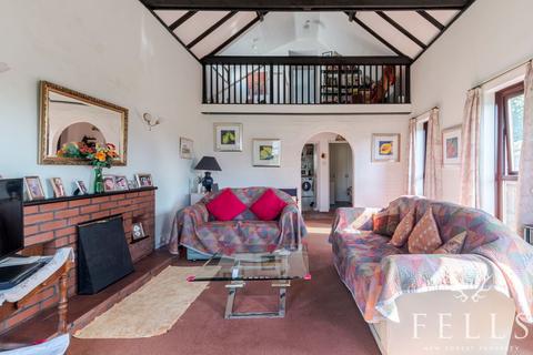 41 Bickerley Road, Ringwood, BH24 1EG