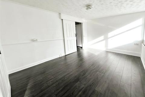 3 bedroom bungalow to rent, School Lane, Wolverhampton, West Midlands, WV10