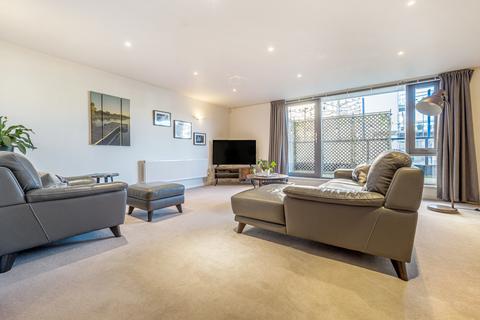 3 bedroom apartment for sale, Liberty Gardens, Bristol BS1