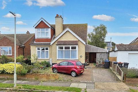 3 bedroom chalet for sale, Ivanhoe Road, Herne Bay, CT6 6EG