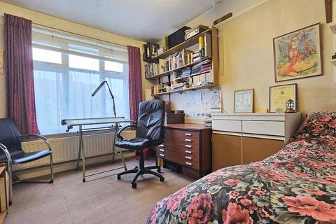 40 Ivanhoe Road, Herne Bay, CT6 6EG