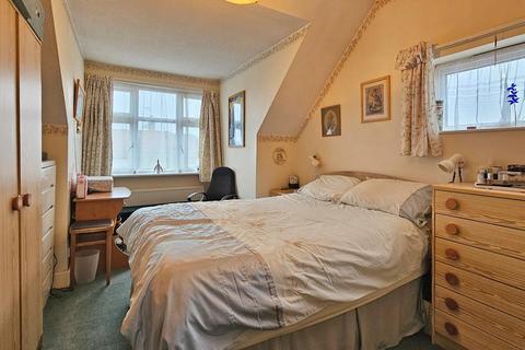 40 Ivanhoe Road, Herne Bay, CT6 6EG