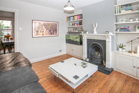 2 bedroom terraced house for sale, Chelmsford Road, Shenfield, Brentwood