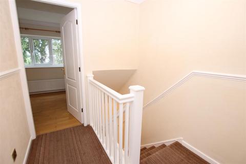 57 Coppice View, Bradford, BD10 8UF