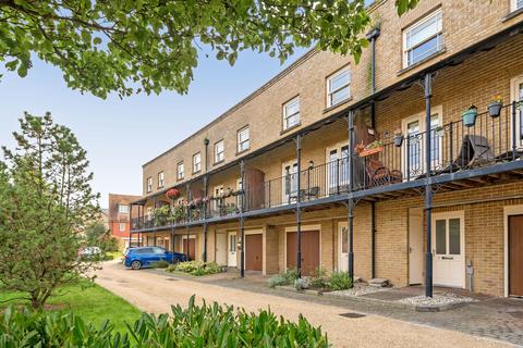 3 bedroom townhouse for sale, Belvedere Road, Faversham, ME13