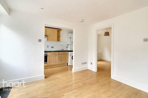 1 bedroom apartment for sale, Underhill Road, London