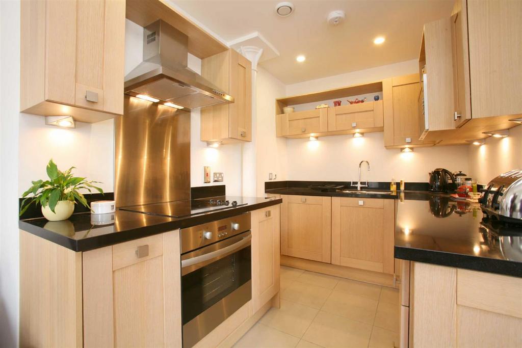 David Apartments, City Centre... 2 bed apartment to rent £