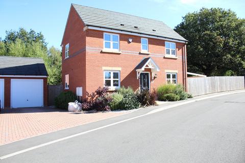 3 bedroom detached house for sale, Burnell Close, Alfreton , Derbyshire. DE55 7SJ