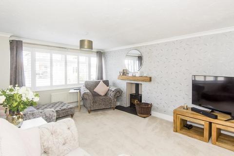 3 bedroom detached house for sale, Frewen Drive, Sapcote, Leicester